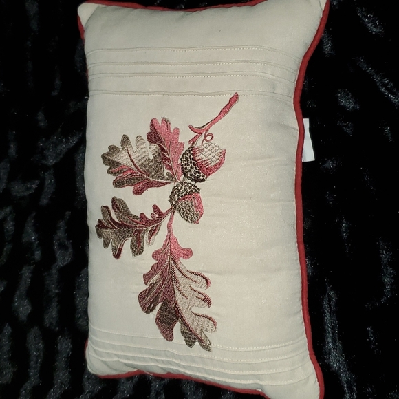 2 - MADISON PARK Jackson Blocks Faux Suede Accent Throw Pillows-Embroidered-EUC - Picture 2 of 16